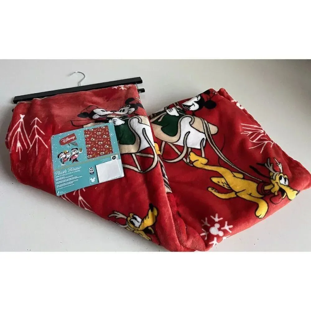 Disney Mickey Minnie &‎ Pluto Reindeer Sleigh Christmas Throw Blanket 50 X 70”